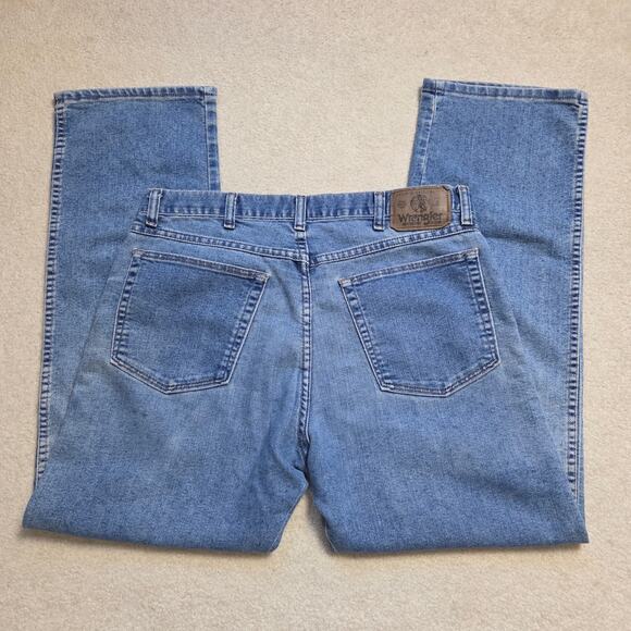 Wrangler Men's 34x30 Distressed Straight Leg Blue Jeans - Picture 4 of 12
